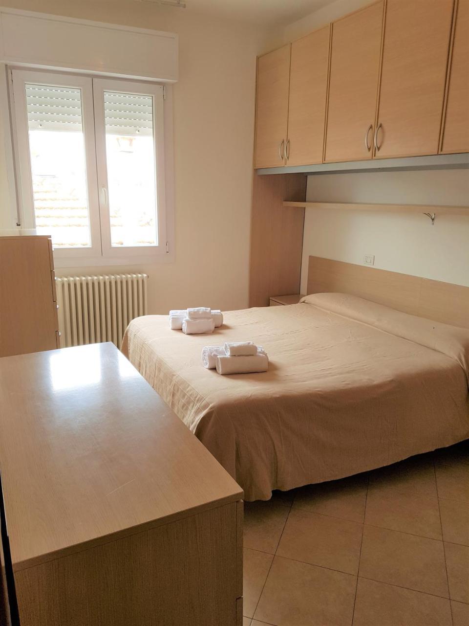 Residence Uno Studio&Suites Rimini Exterior foto