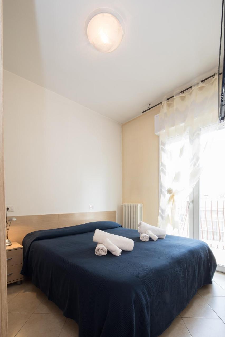 Residence Uno Studio&Suites Rimini Exterior foto